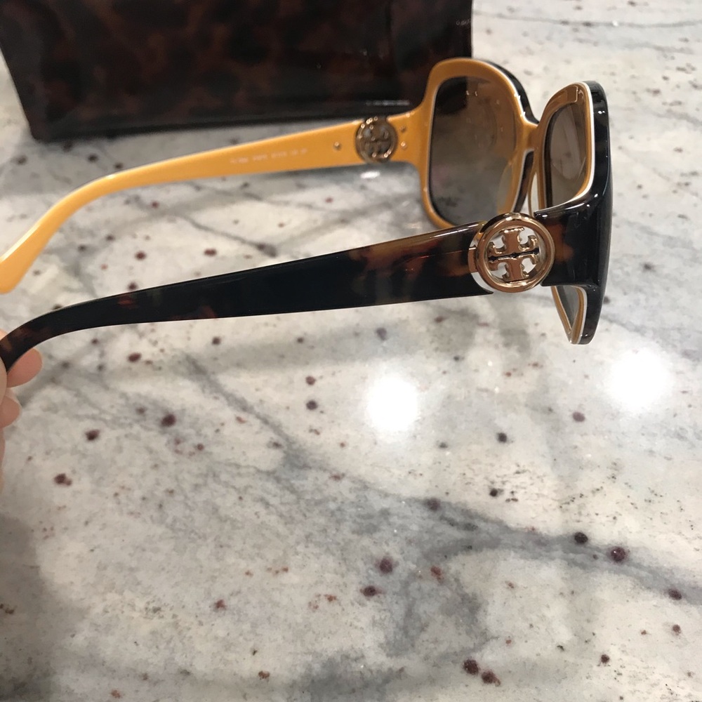 Tory Burch Women’s sunglasses